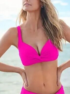 VENUS Bright Pink Twist Bikini Top